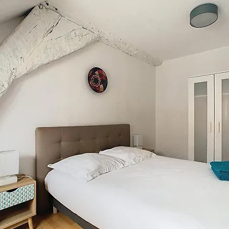 Le Briais Apartment Melun