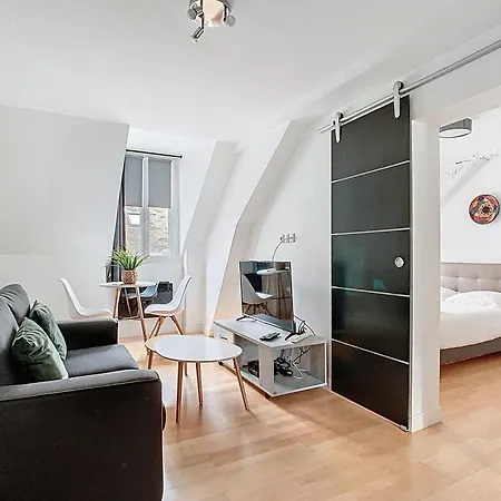 Le Briais Apartment