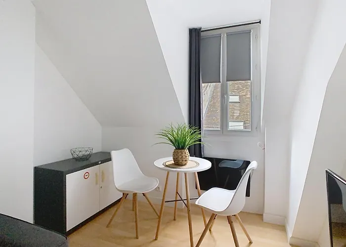 아파트 Le Briais 믈룅